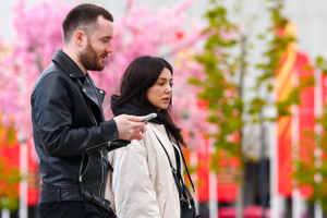 Эмоциональная зрелость или скрытые мотивы? Что стоит за дружбой с бывшими