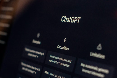 До 80% использования ИИ в компаниях приходится на «теневой» сегмент