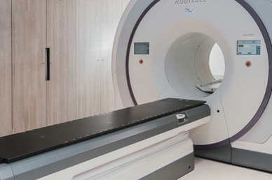 Москвичи стали лечиться ночью, чтобы сэкономить на КТ и МРТ