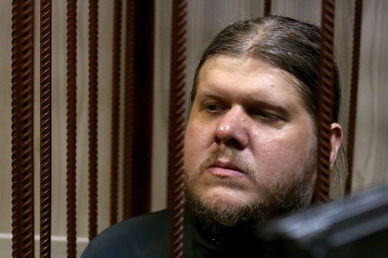 Экс-арестант бог Кузя зарабатывает 12 млн руб. на салонах эротического массажа