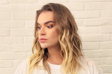 У Гогена Солнцева выпали волосы после осветления в московском салоне