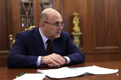 Мишустин учредил стипендии 15 тыс. руб. для иностранцев с достижениями в русском