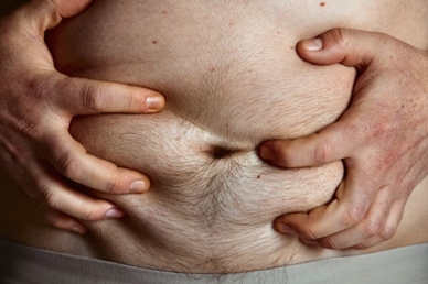 Спрос на пластические операции у мужчин в России вырос на 40%