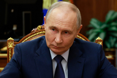 Путин поручил пересмотреть тарифы на электроэнергию в Якутии