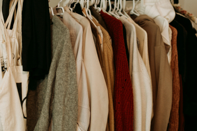 Бюджетный российский бренд одежды закрывается из-за долгов