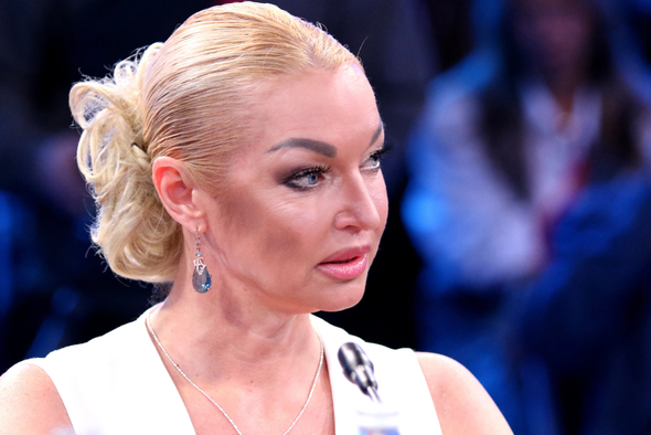 Шпагат за 2,5 млн руб.: сколько зарабатывает и за счет чего живет Анастасия Волочкова?