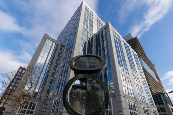 Борьба за замороженные миллиарды: что известно об иске ЦБ РФ к Euroclear и самом депозитарии?