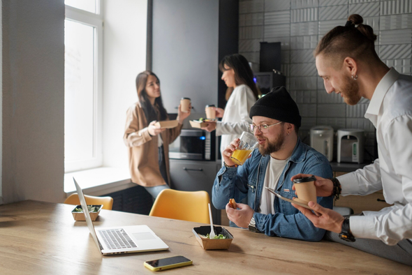 В Москве появилась вакансия «Менеджера по чиллу» с зарплатой до 100 тыс. рублей