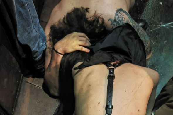 Полиция Москвы задержала 65 человек на ЛГБТ-шоу с обнажением