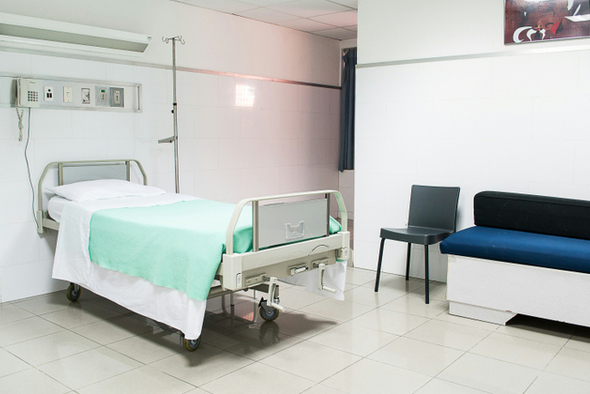 Кабмин одобрил бесплатный проезд для близких раненых бойцов Росгвардии