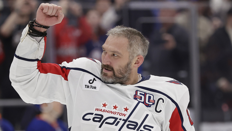 Возвращение России на соревнования, рекорд Овечкина и триумф «Краснодара»: итоги 2025 года в спорте