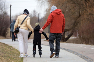 Недорого, но с пользой: идеи для подарка на День матери