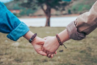 Психолог Коновалова: 40-летние женщины больше склонны к расставанию