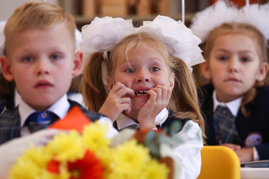 Сенатор Гибатдинов: переход на 12-летнюю систему лишит школьников детства