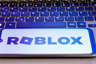 Roblox перестал открываться в России. Что это за игра и при чем тут педофилы?