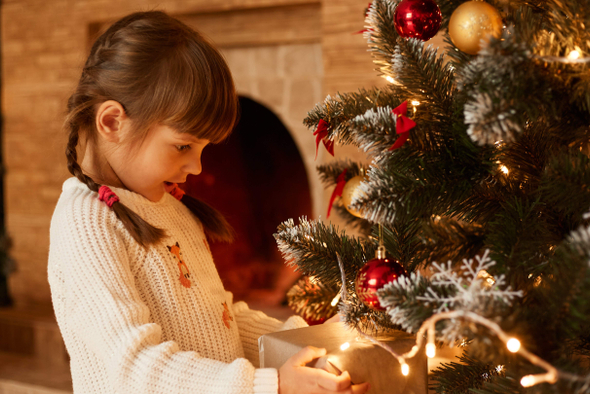 Для малышей, младшеклассников и подростков: подарки детям на Новый 2026 год