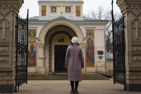 Время молитв и самоограничения: Рождественский пост в 2025 году