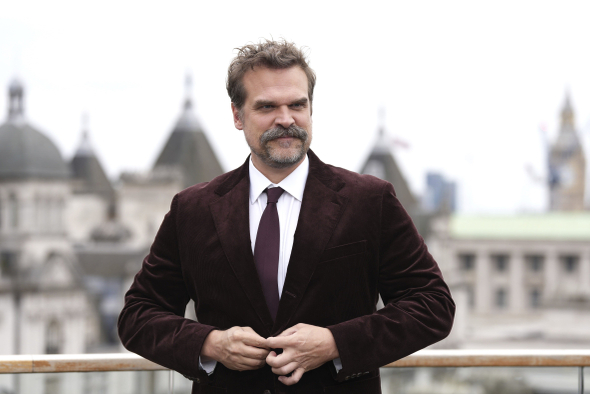 Предпремьерные страсти: действительно ли Дэвид Харбор издевался над своей киношной дочерью