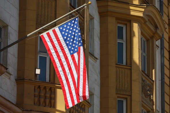 США приостановили розыгрыш грин-карт. Что это за программа и при чем тут стрельба?