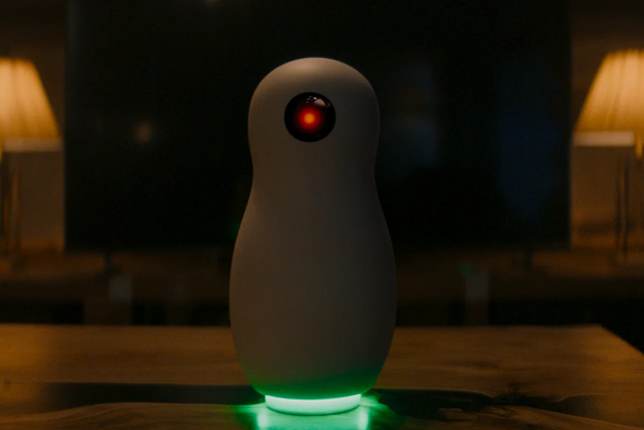 Умная колонка знает, что ты делал прошлым летом: каким получился триллер «Голосовой помощник»