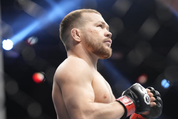 Последний шанс Петра Яна на возвращение титула в Россию: превью UFC 323