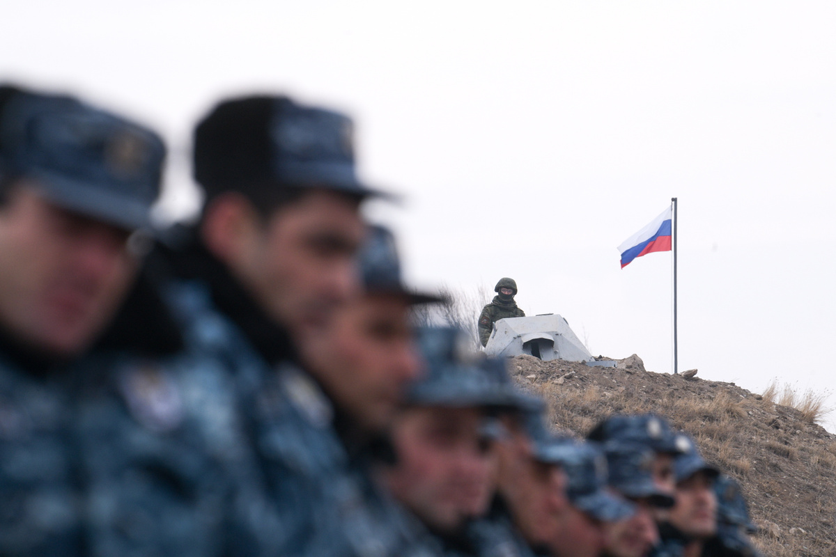 Акция протеста у российской военной базы в Армении. Фото: Александр Патрин/ТАСС