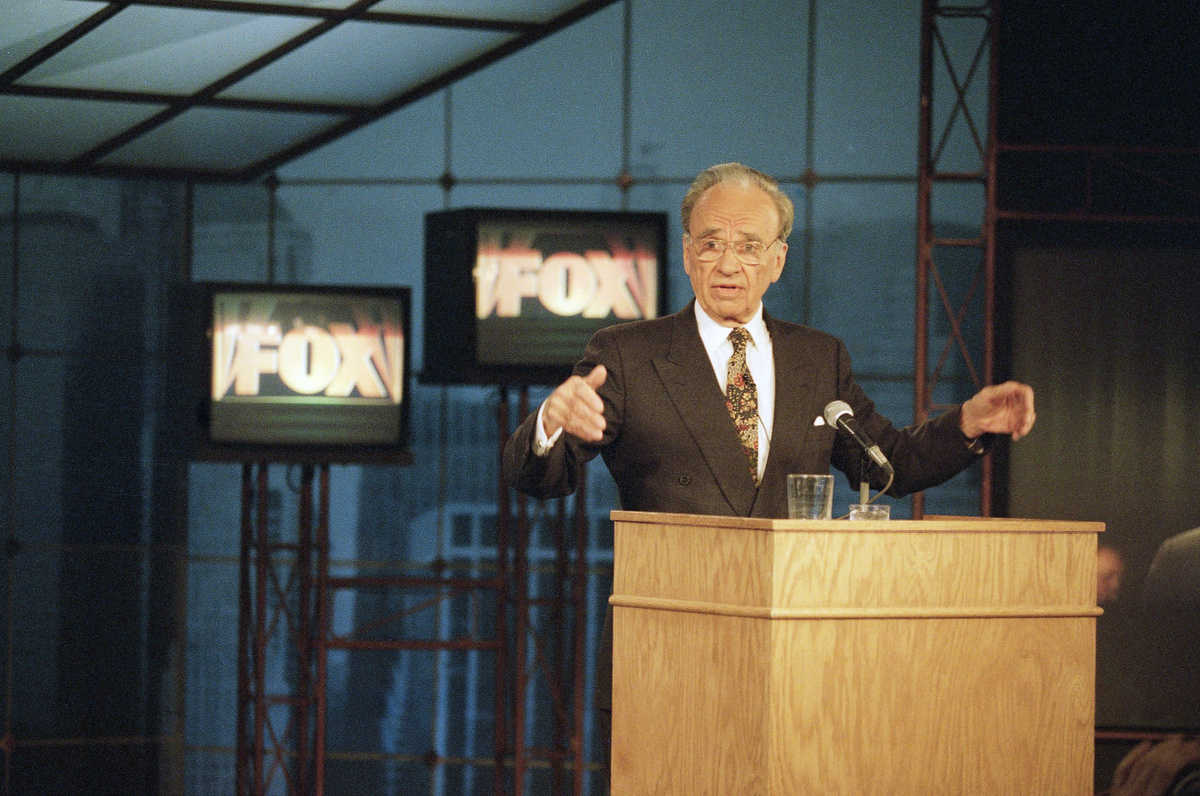 Мердок в эфире Fox News в 1995 году. Фото: AP/TASS