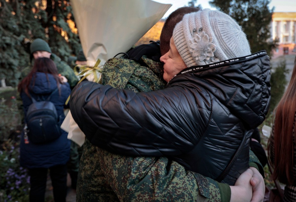 Военнослужащий ДНР вернулся из плена домой. ALESSANDRO GUERRA/EPA/ТАСС