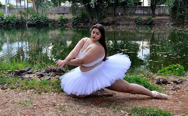 Бальзак жасындағы BBW бейнелері Бальзак жасындағы BBW бейнелері