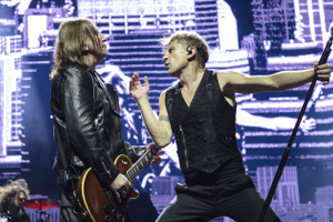 Участников группы «Би-2» депортировали из Таиланда в Израиль. Они провели в тюрьме неделю