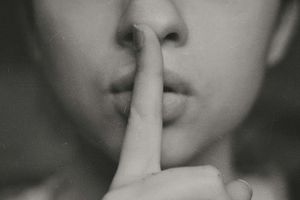 Обойдемся без выражений: как матерятся в разных странах?