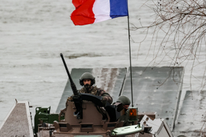 Коалиция из нежелающих: каких «миротворцев» ЕС собирается отправить на Украину?