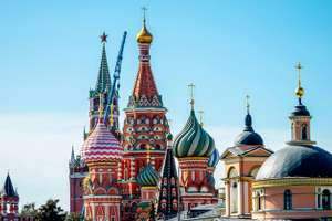 Новые правила для блогеров и реестр должников по алиментам: что изменится в России в мае 2025 года