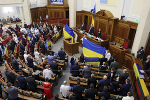 «Передел поляны»: с чем связаны массовые увольнения чиновников на Украине?