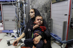 «Невиданная жестокость»: что известно о ракетном обстреле больницы в секторе Газа