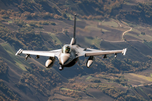 «От обучения до закупки»: получит ли Украина американские истребители F-16?