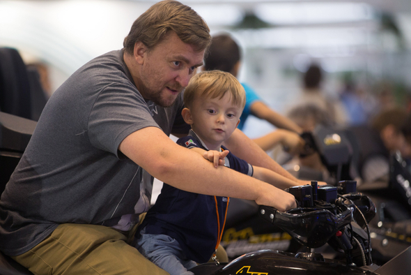 День отца в России в 2025 году: история и традиции