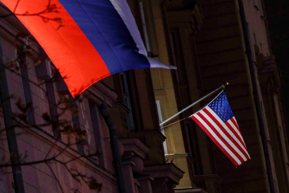 90 лет соперничества: почему у России и США не получилось дружбы