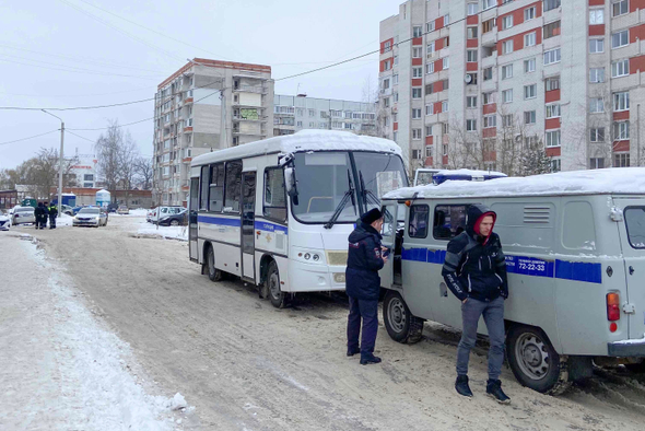 Восьмиклассница устроила стрельбу в школе в Брянске и покончила с собой. Главное 