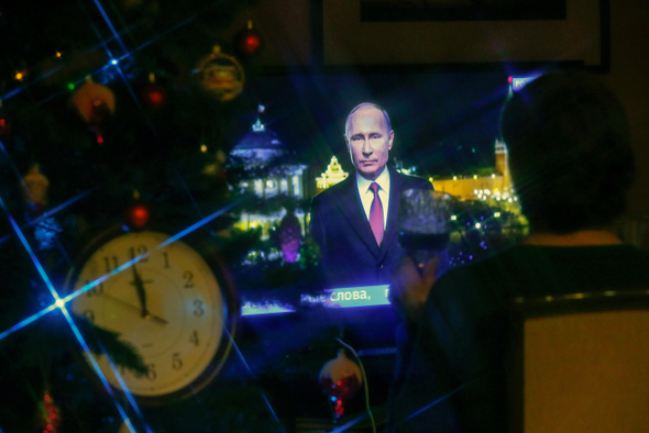Год непростой и трудный: как президент поздравлял россиян с Новым годом