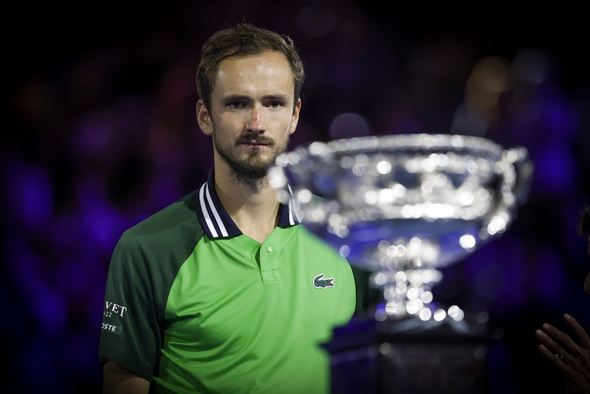Медведев вошел в историю, но чемпион — Синнер. Невероятная битва характеров в финале Australian Open