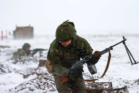 Спустя месяцы тяжелых боев ВС РФ взяли Марьинку. Что дальше?