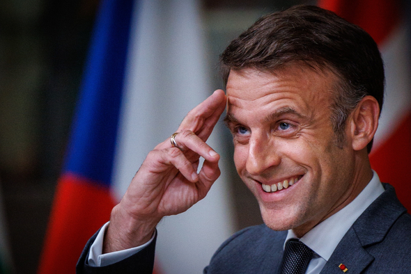 «Страна катится к чертям»: что надо знать о парламентских выборах во Франции