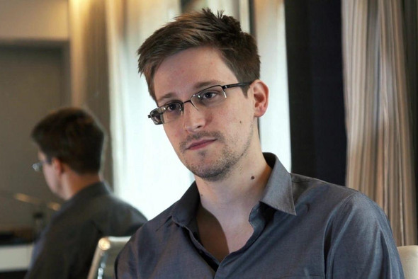 Эдвард Сноуден получил бессрочный вид на жительство в РФ