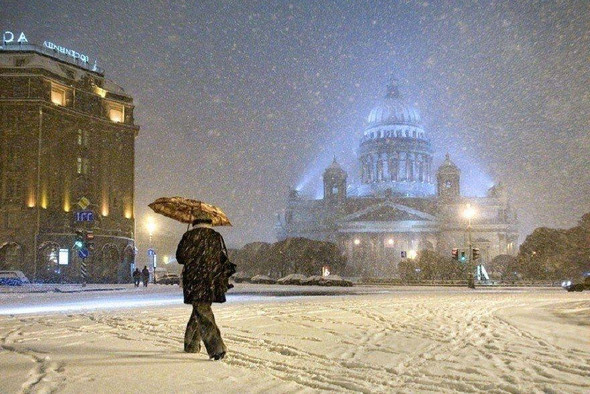 В Петербурге на новогоднюю ночь закроют все рестораны и кафе
