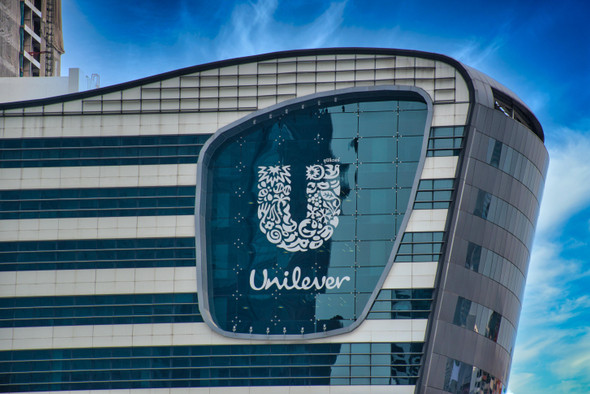 Компания Unilever будет сама платить всем, кто работает на нее по всему миру