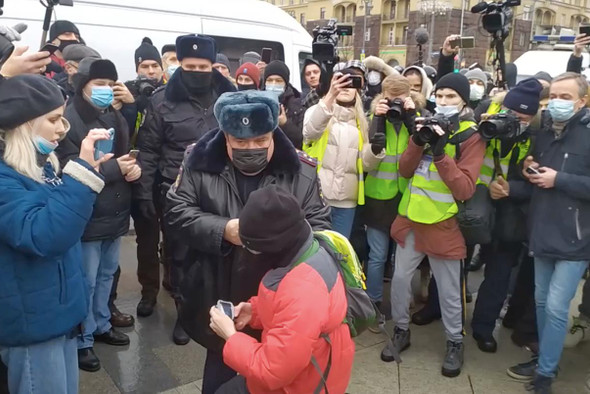 В Москве среди протестующих ожидаемо оказались и школьники