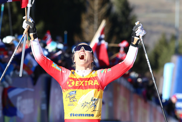 Норвежская лыжница Тереза Йохауг выиграла масс-старт на чемпионате мира