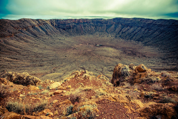 Древнейший кратер от метеорита на самом деле не кратер