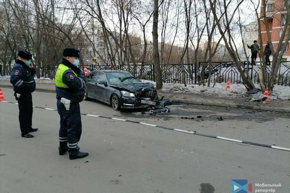 В Москве Mercedes насмерть сбил двух женщин